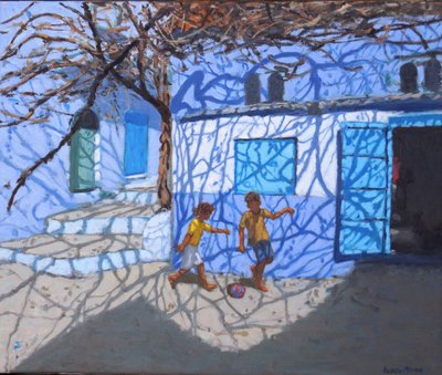 Pallopelit kadulla, Chefchaouen, Marokko, 2018, (öljy kankaalle) tekijältä Andrew Macara