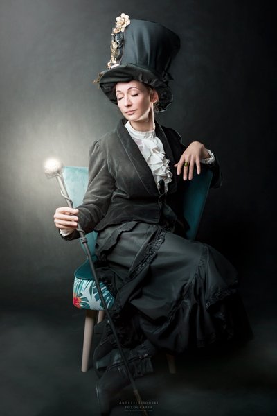 Tyylikäs steampunk-muotokuva tekijältä Andrzej Lisowski