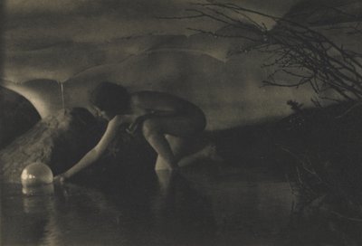 The Bubble (syväpaino) tekijältä Anne W. Brigman