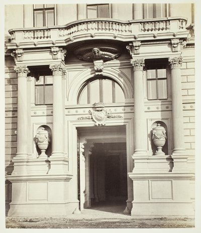 Albrechtsgasse nro 3, portaali Friedrich Ritter von Schey