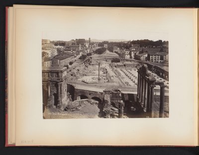 Forum Romanum Roomassa, Italiassa Forum Romanum (otsikko esineessä) tekijältä Anonymous