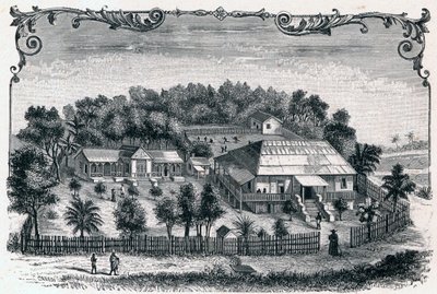 Ulkokuva Hell Villen (Hell-Ville) (Andoany) pappista ja koulusta, Madagaskarin Nosy Be -saaren pääkaupungista. Kaiverrus "Les Missions Catholiques au XIXeme Siecle" Louis-Eugene (Louis Eugene) Louvet. yksityinen kokoelma. tekijältä Anonymous Anonymous