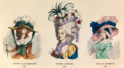 Vasemmalta varis: Hat a la mariniere vuonna 1787; Grande Hairstyle vuonna 1785 ja Hat Bonnette vuonna 1786 - yksityinen kokoelma tekijältä Anonymous Anonymous