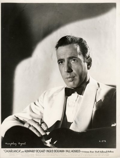Humphrey Bogart (1899-1957) Michael Curtizin elokuvassa Casablanca, Anonymous tekijältä Anonymous Anonymous