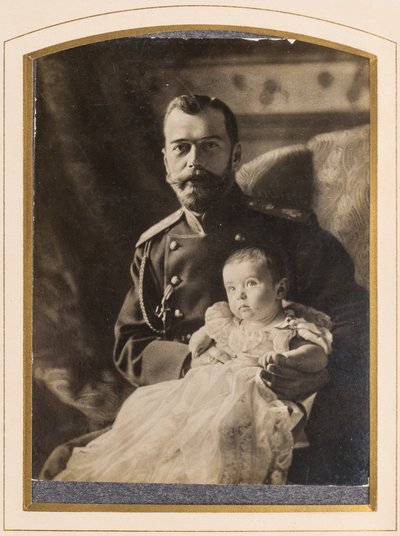 Tsaari Nikolai II ja Tsarevitš Aleksis (1904-1917) - Tsaari Nikolai II ja Tsarevitš Aleksei, Anonyymi. Alpomen valokuva tekijältä Anonymous Anonymous