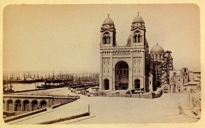 Marseillen kaupunki ympäristöineen noin 1885-1890: rakenteilla oleva katedraali, yksityinen kokoelma tekijältä Anonymous Anonymous