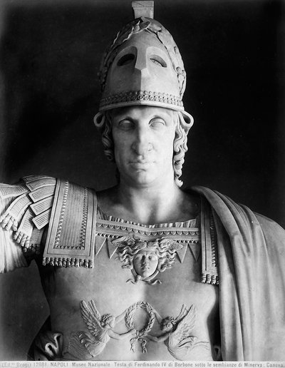 Yksityiskohta Ferdinand IV Bourbonin patsaasta Minervan vaatteissa tekijältä Antonio Canova