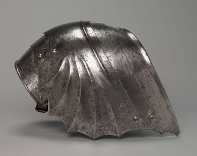 Goottilainen viuhkamainen pauldron, n. 1485-1500 (teräs) tekijältä Antonio Missaglia