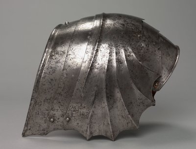 Goottilainen viuhkamainen pauldron, noin 1485-1500 tekijältä Antonio Missaglia