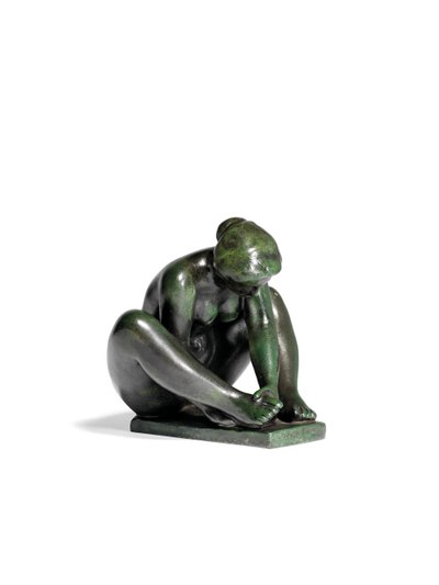 Hiipivä tyttö pitelee yhtä jalkaa tekijältä Aristide Maillol