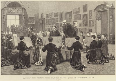 Blue-coat Boys esittelee piirustuksiaan kuningattarelle Buckinghamin palatsissa tekijältä Arthur Hopkins