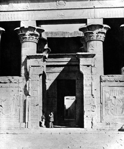 Edfun temppeli, Egypti, 1893 tekijältä Auguste Edouard Mariette