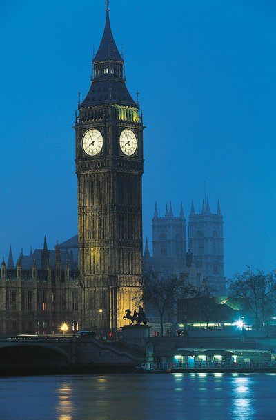 Yönäkymä Big Beniin Thamesissa Lontoossa, Englannissa, Isossa-Britanniassa tekijältä Augustus Welby Pugin