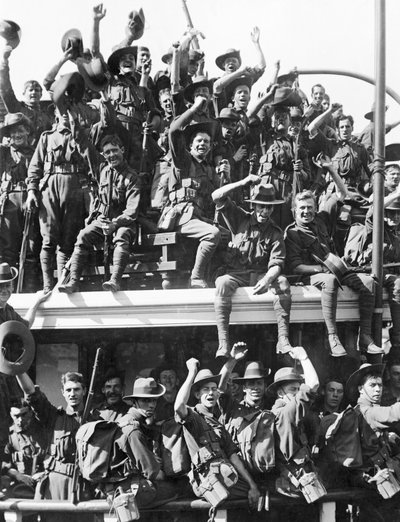 Australian Naval and Military Expeditionary Force (AN&MEF) alukselle Uuteen Guineaan, 19. elokuuta 1914 tekijältä Australian Photographer