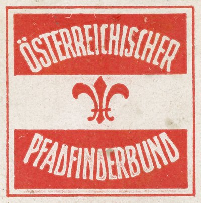 Huonekalut ja erilaiset esineet 1100- ja 1300-luvuilta tekijältä Austrian School