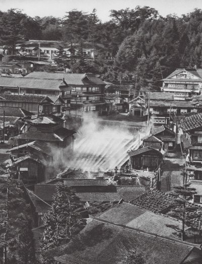 Japani: Kusatsu, Rikkilähteet (s/w kuva). tekijältä Axel von Graefe