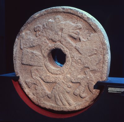 Pelotan pelaamiseen käytetty kivi tekijältä Aztec