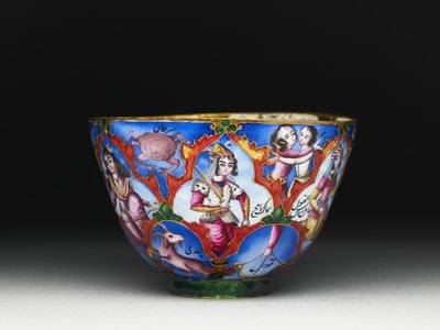 Kannen kulho, lautanen ja lusikka astrologisella koristeella, 1800-luvun alku tekijältä Baqir