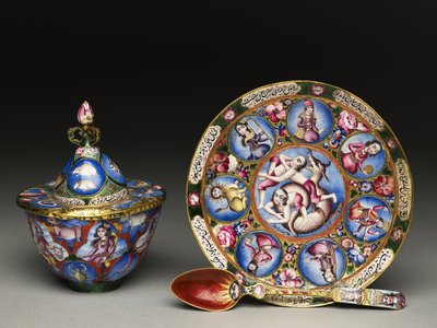 Kannen kulho, lautanen ja lusikka astrologisella koristeella, 1800-luvun alku tekijältä Baqir