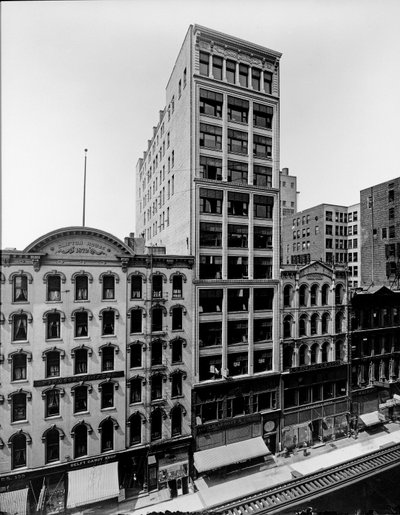 Clifton House, Thomas Church -rakennus ja J. P. Atwater -rakennus, Chicago, Illinois, USA, n. 1900 (b/w kuva) tekijältä Barnes and Crosby