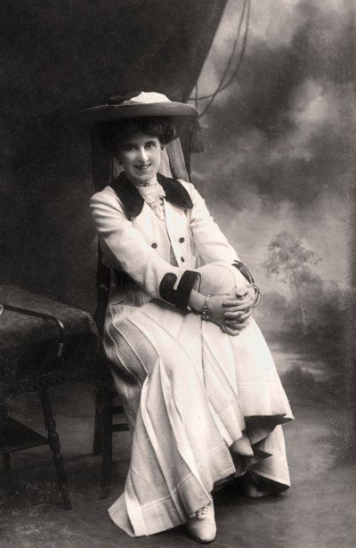 Decima Moore 1871-1964, englantilainen näyttelijä, 1907. tekijältä Bassano Studio