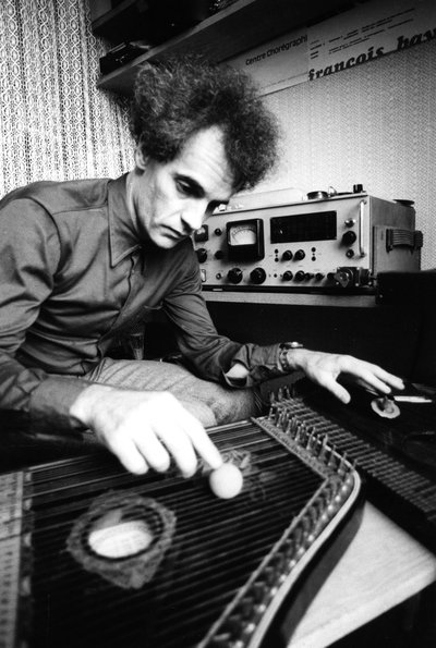 Francois BAYLE tekijältä Bernard Perrine