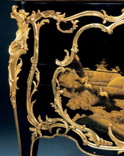 Lipasto (ormolu-asennettu japanilakka) tekijältä Bernard van Risenburgh II