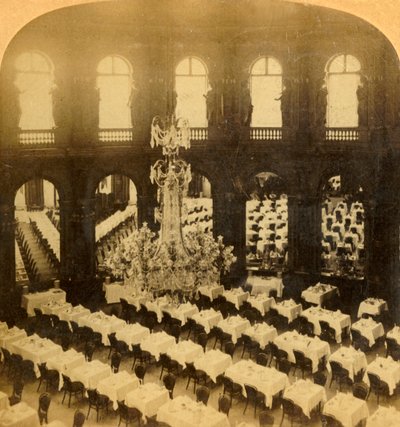 "Dining Saloon, Grand Hotel, Pariisi, Ranska", 1904. tekijältä Bert Underwood