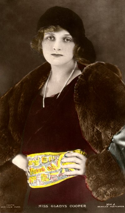 Gladys Cooper 1888-1971, englantilainen näyttelijä, 1900-luvun alku. tekijältä Bertram Park