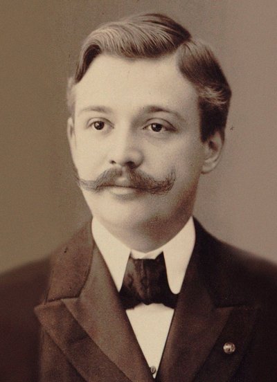 Muotokuva viulisti ja säveltäjä Henri Marteau 1874-1934. tekijältä Breslau . Photo studio N. Raschkow