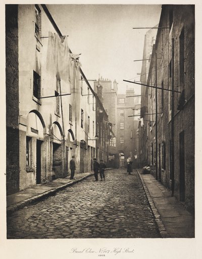 Broad Close No. 167 High Street, Glasgow
