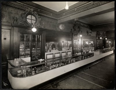 Baari Robert Treat -hotellissa, Newark, New Jersey, 1916 (hopeagelatiiniprintti) tekijältä Byron Company