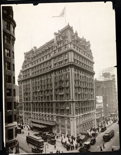 Näkymä Hotel Knickerbockerista, Broadway ja 42nd Street, New York, 1912 (hopeagelatiiniprintti) tekijältä Byron Company