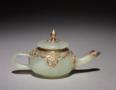 Miniatyyri teekannu, n. 1896 tekijältä Carl Fabergé