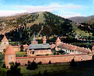 Romania, Bukovina, Sucevitan luostari Sucevitan jokilaaksossa, kuvan päivämäärä: noin 1920. Carl Simonin arkisto tekijältä Carl Simon