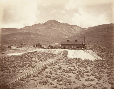 Sutro-tunnelin rakennukset, 1875, painettu n. 1876. tekijältä Carleton Emmons Watkins