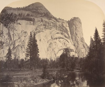 North Dome vasemmalla - Royal Arches - Washington Column, 1861, Yosemite. tekijältä Carleton Emmons Watkins