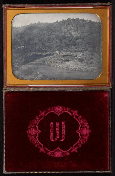 Nimetön (jokikaivos) tekijältä Carleton Watkins