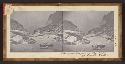 Näkymä Upper Yo Semite Fallin juurelta tekijältä Carleton Watkins