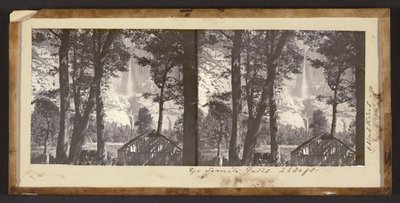 Yo Semite Falls. 2630 ft tekijältä Carleton Watkins