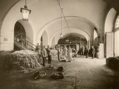 Armeijan nahkavaraston sisätilat, suuren sodan aikana (m/w kuva) tekijältä Carlo Wulz