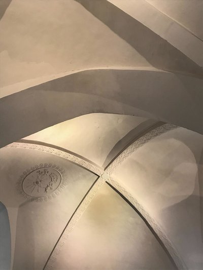 Kompositio - Arkkitehtuuri - Yksityiskohdat, 2019 (kuva) tekijältä Cécile Jamet