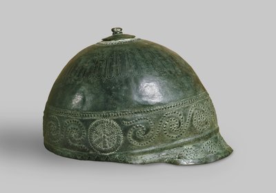 Kypärä, italialais-kelttiläinen, 3. vuosisadalla eKr. (pronssi) tekijältä Celtic