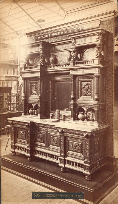Sideboard, Scott Morton & Co, para sa "Art and I."finn tekijältä Centennial Photographic Co.