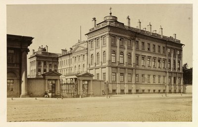 Anichkovin palatsi Pietarissa, Bergamasco, Charles (Karl) (1830-1896). Albumin valokuva tekijältä Charles Bergamasco