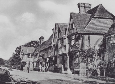 Chiddingstone Village (m/w kuva) tekijältä Charles Essenhigh Corke
