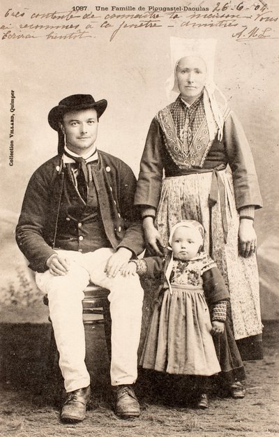 Vanha postikortti/Plougastel Daoulasin perhe/Bretagne/Ranska tekijältä Augustus Kollner