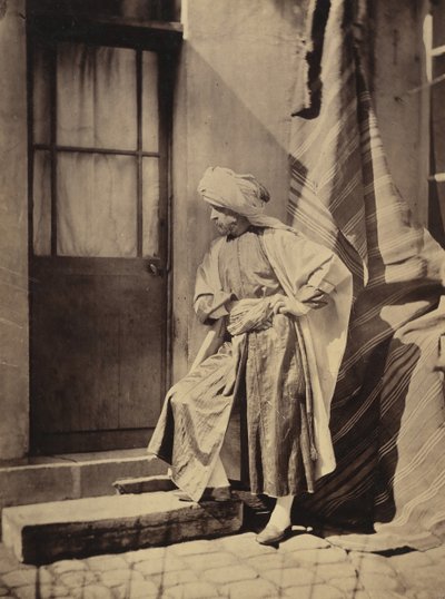 [Omakuva itäisessä asussa], 1855-60. tekijältä Charles Nègre