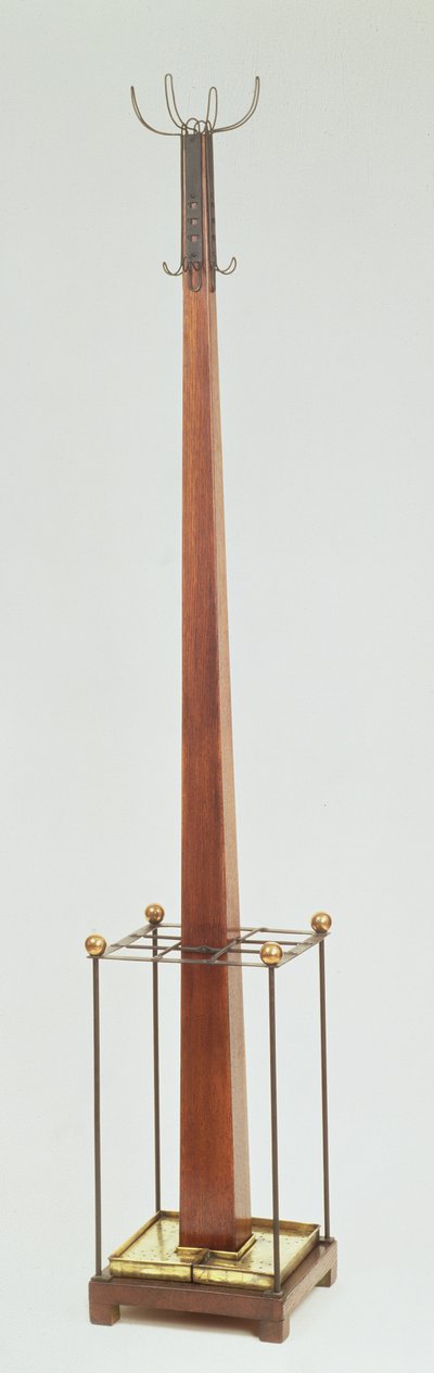 Huonekalut ja erilaiset esineet 1100- ja 1300-luvuilta tekijältä Charles Rennie Mackintosh