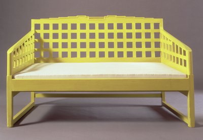 Huonekalut ja erilaiset esineet 1100- ja 1300-luvuilta tekijältä Charles Rennie Mackintosh